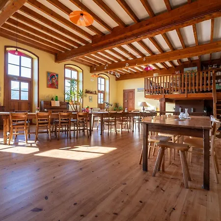 Maison d'hôtes La Chastanha Saint-Symphorien-de-Mahun