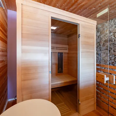 Maison d'hôtes La Chastanha 3*